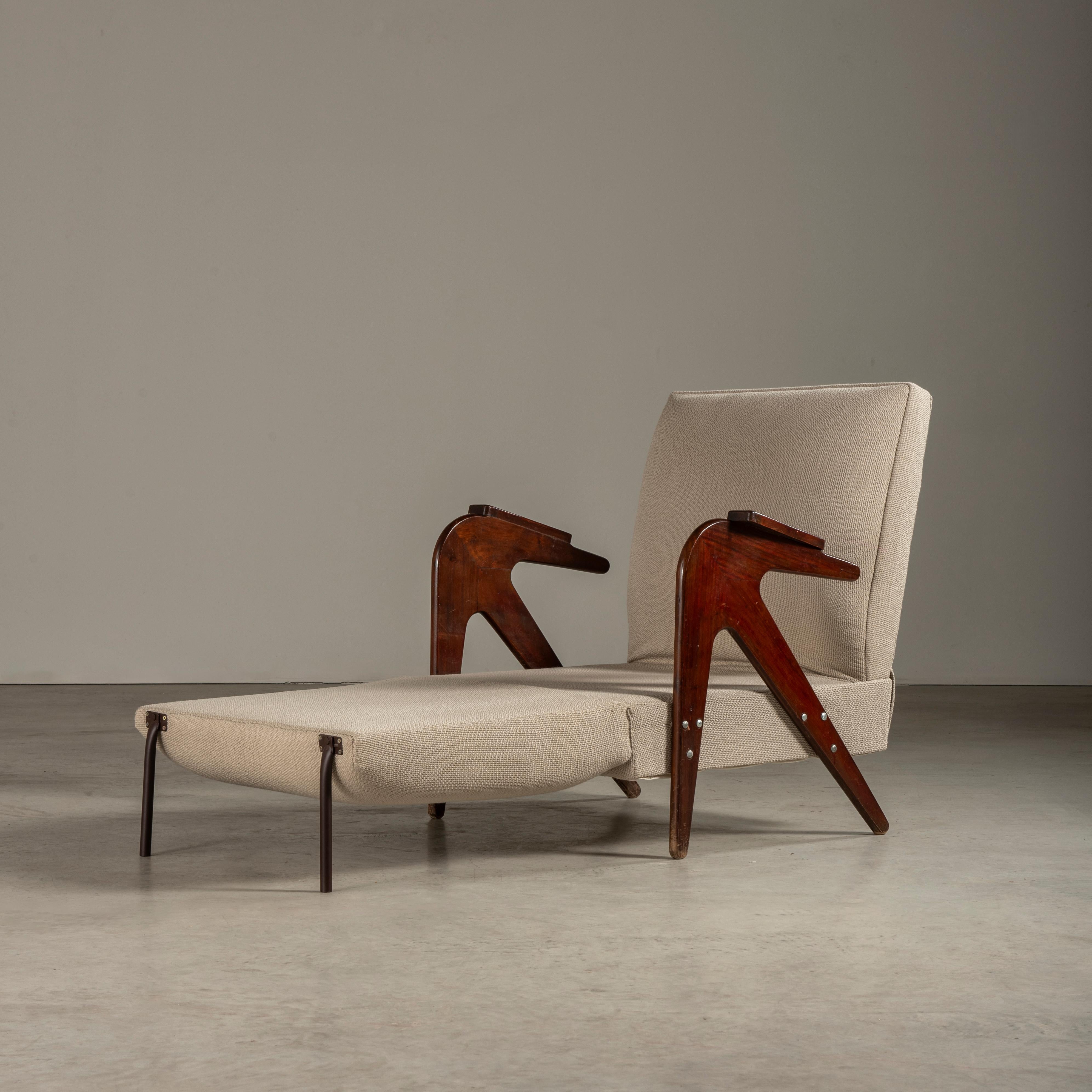Tridente' Lounge Chair, von Móveis Drago, brasilianisches Mid-Century Modern Design (Brasilianisch) im Angebot