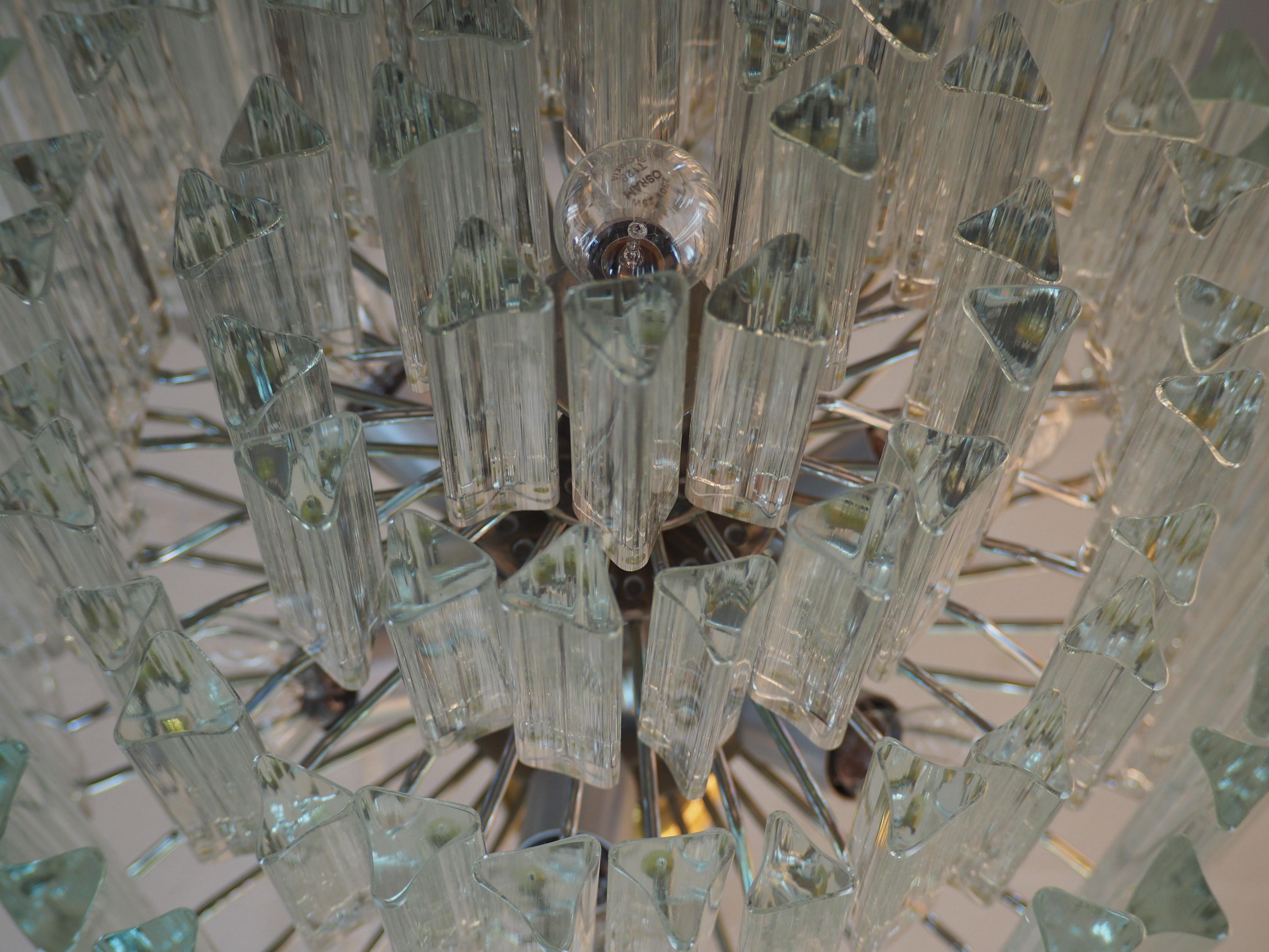 Lustre en verre de Murano et laiton Triedri attribué à Venini:: Italie:: années 1960 en vente 1