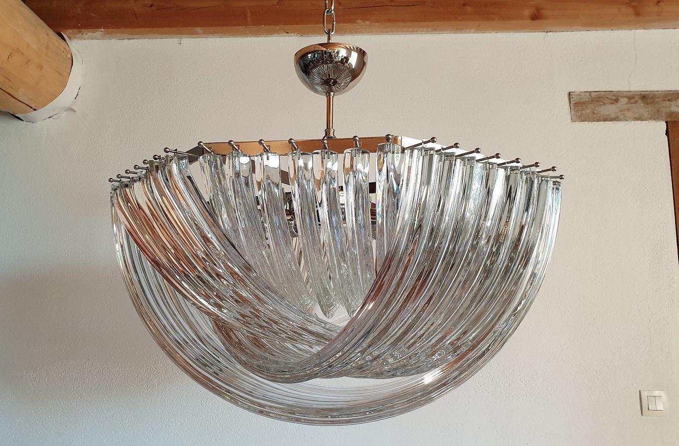 Triedri Murano Glass Chandelier by Venini In Excellent Condition For Sale In Dallas, TX