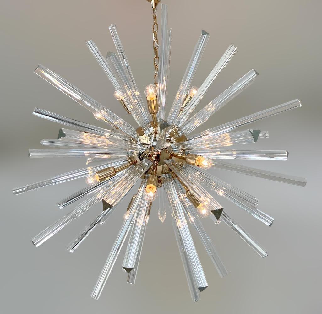 Lustre Triedri Sputnik de Fabio Ltd en vente 2