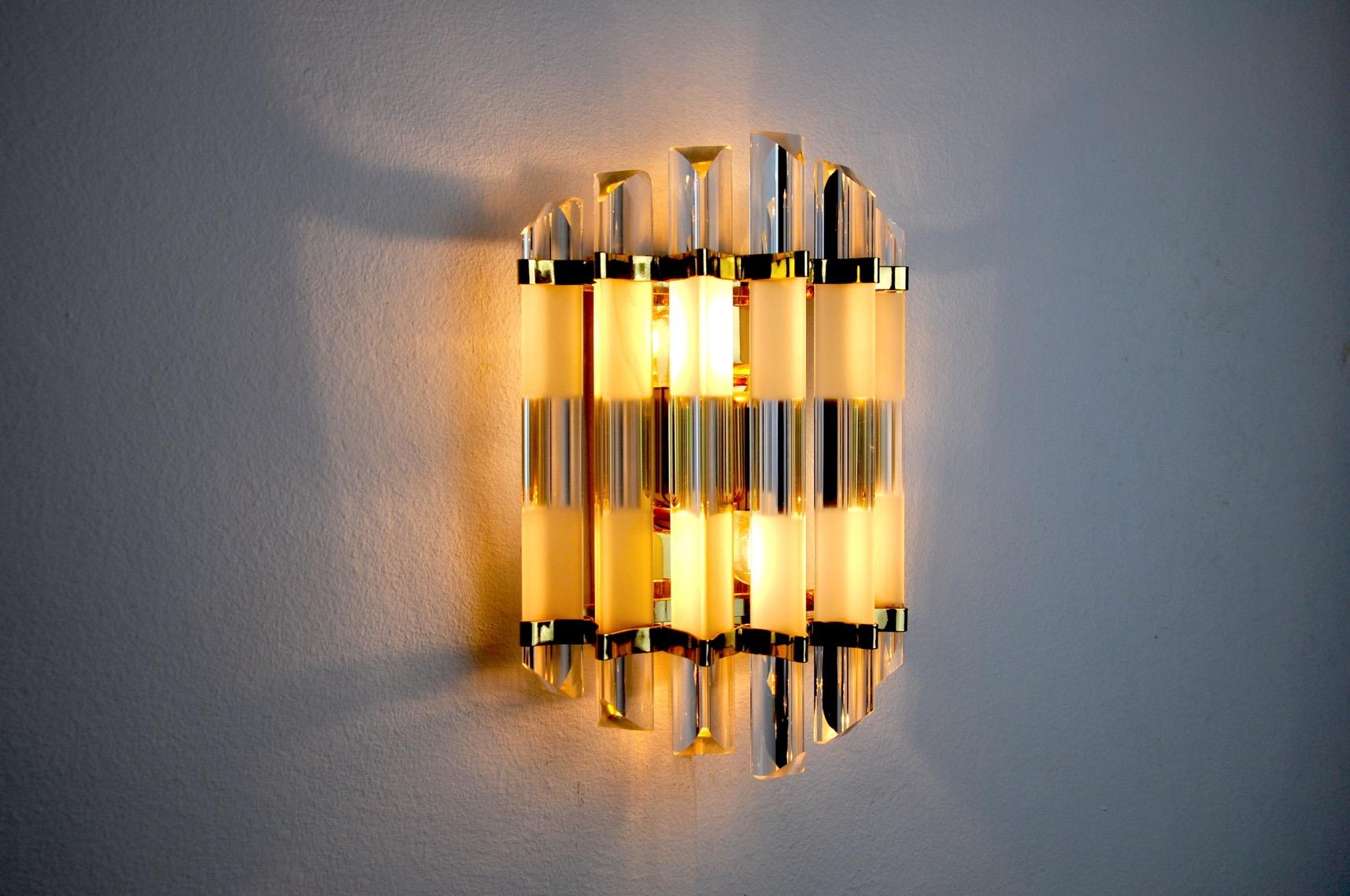 Late 20th Century Triedri Wall Lamp, Italy, 1970 For Sale