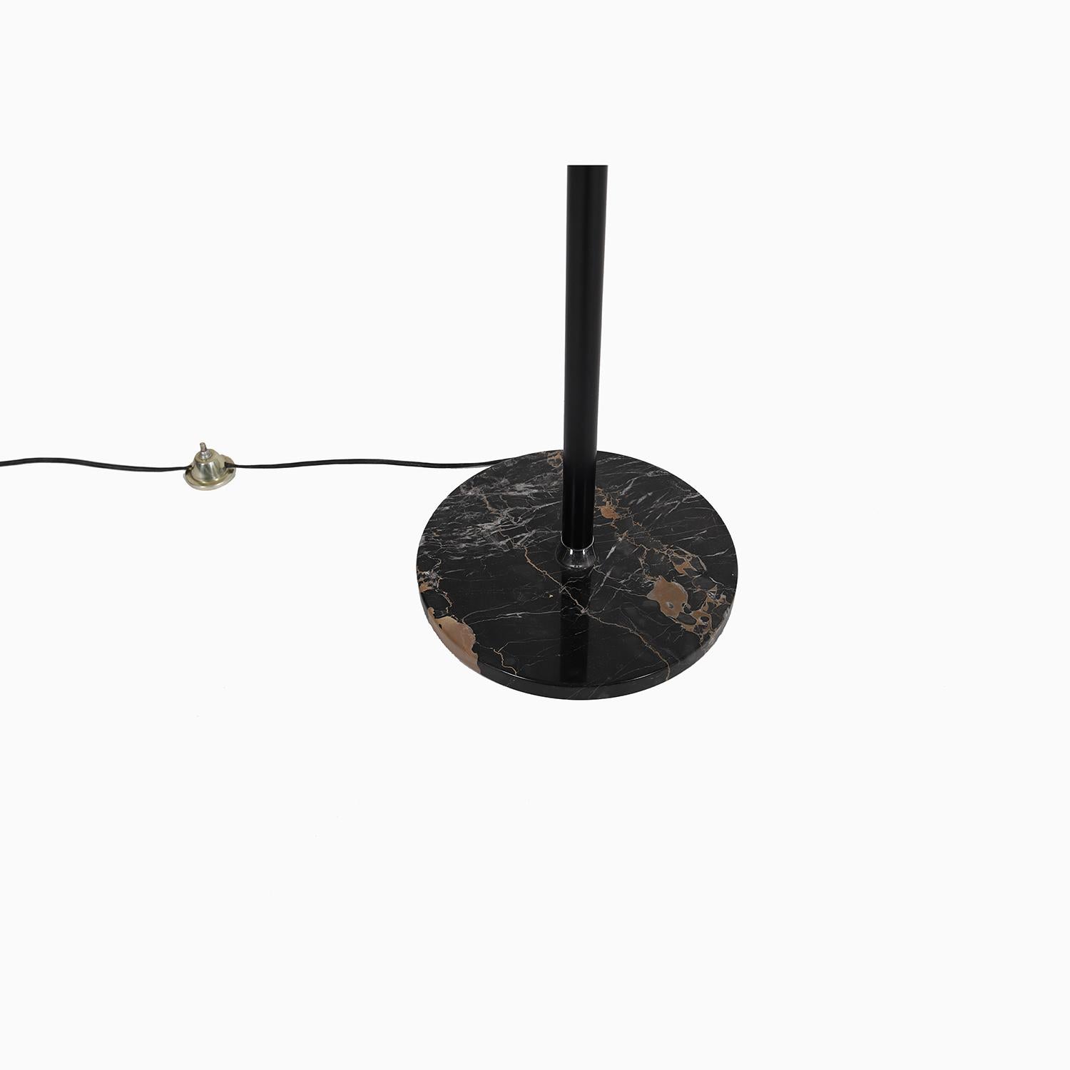 Trienale Stehlampe von Aredeluce (Italienisch) im Angebot