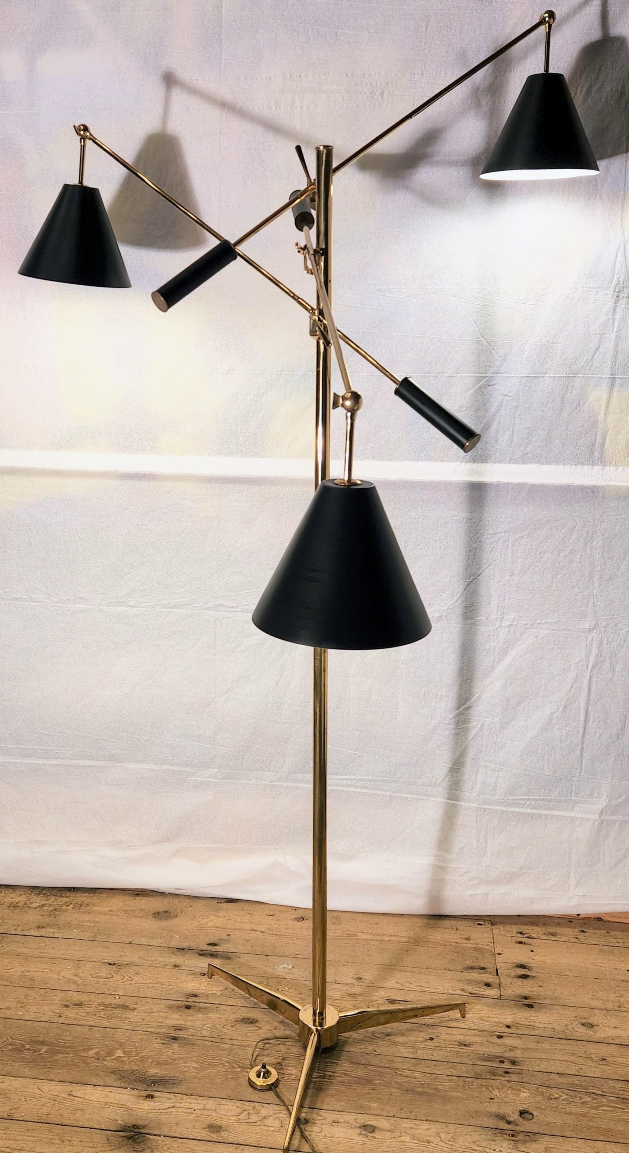 Triennale Brass Floor Lamp Mod. 12128 Angelo Lelli for Arredoluce, Italy, C.1950 5