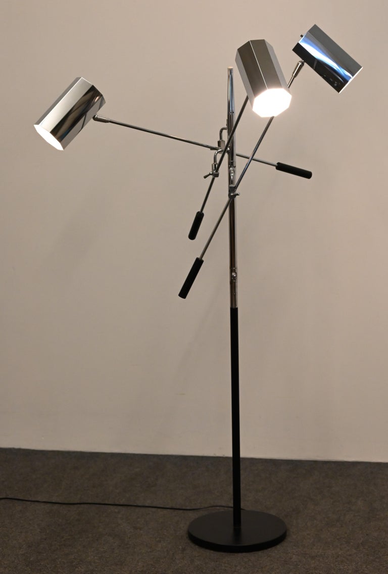Triennale Floor Lamp by Robert Sonneman, 1960s 4