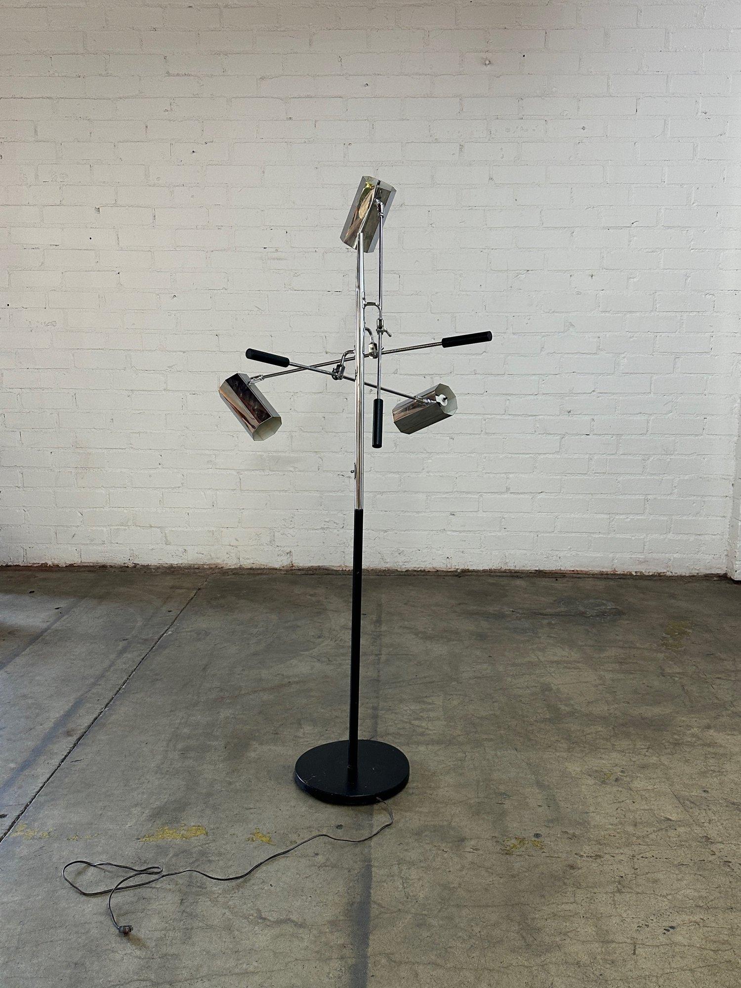 Triennale Floor Lamp by Sonneman For Sale 4