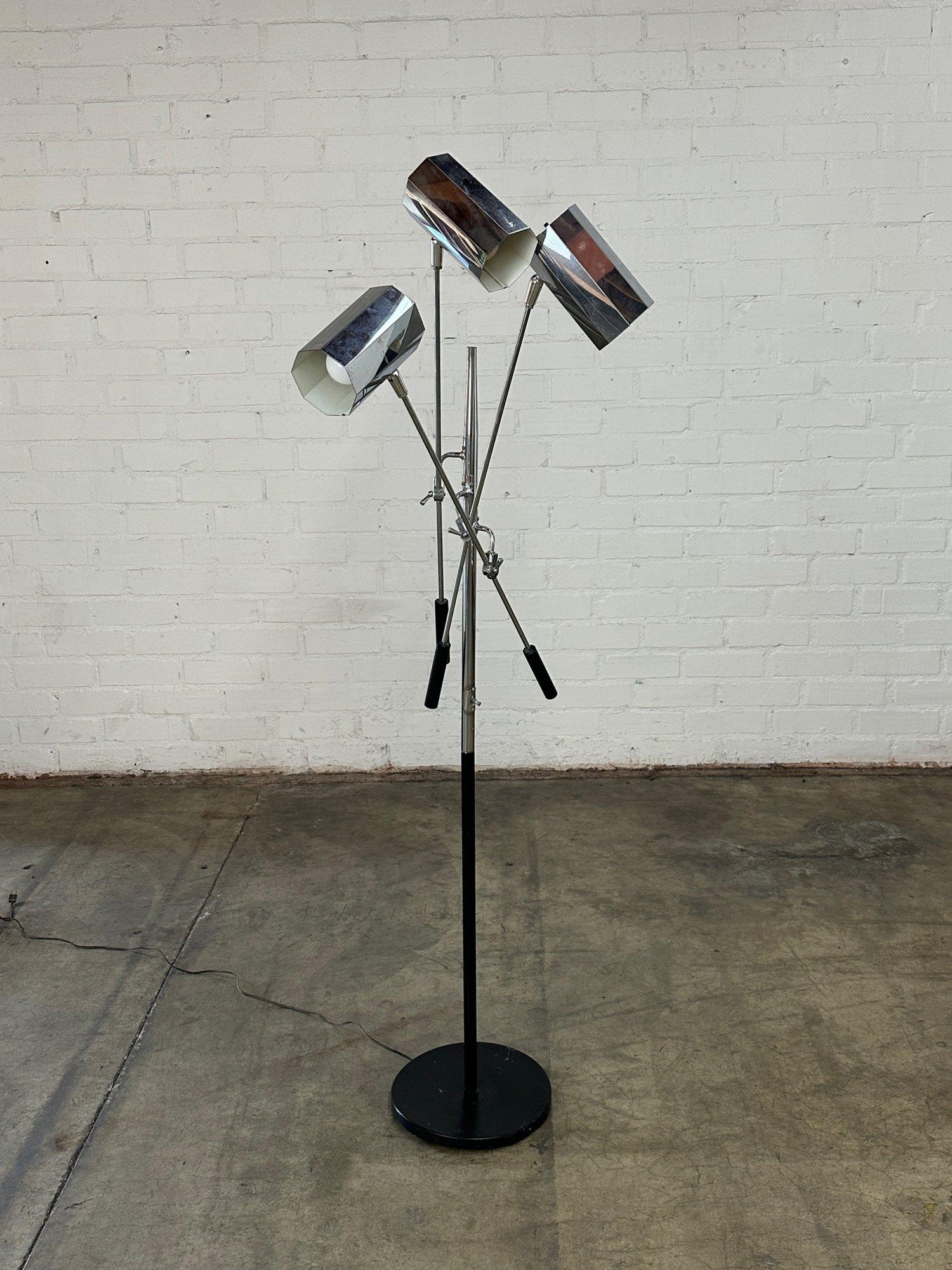 Triennale Floor Lamp by Sonneman In Good Condition For Sale In Los Angeles, CA