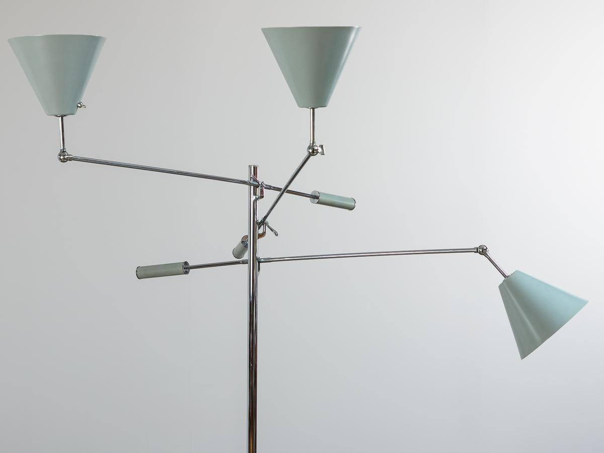 Lampe Triennale Bon état - En vente à Brooklyn, NY