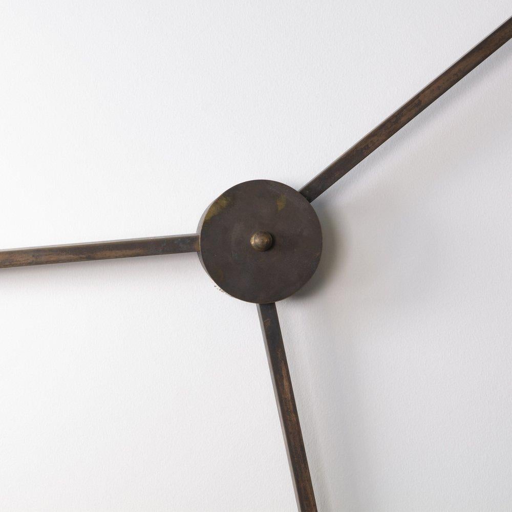 Triennale Wand- oder Deckenleuchte aus Bronze, Messing und weißem, mattiertem Murano-Glas im Zustand „Hervorragend“ im Angebot in Venezia, IT