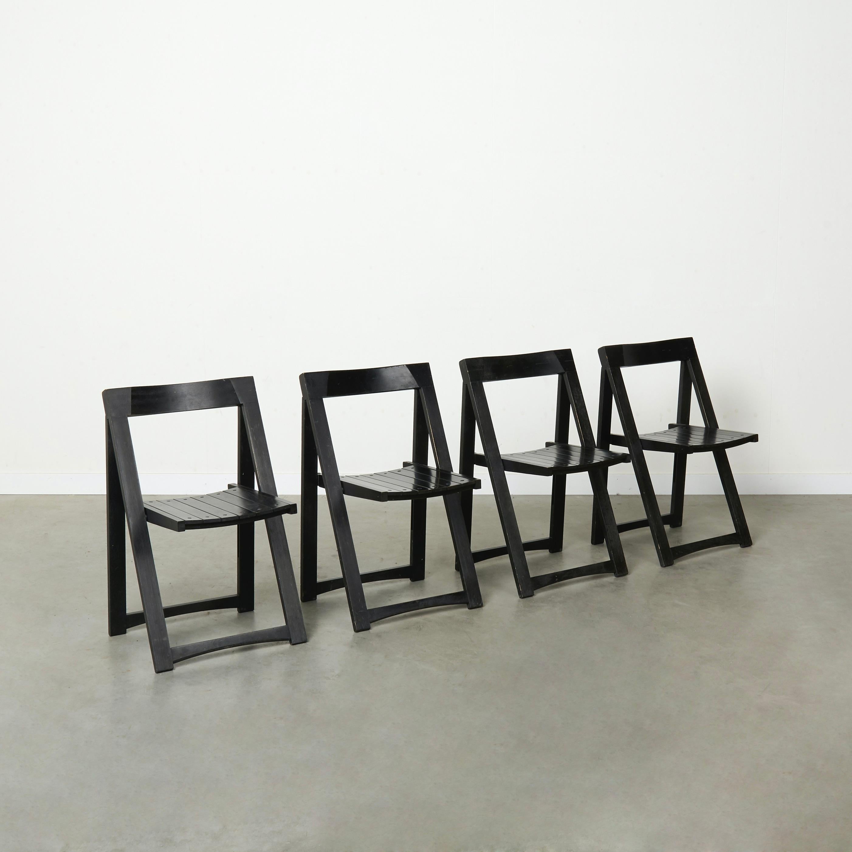 Ensemble de 4 chaises pliantes 