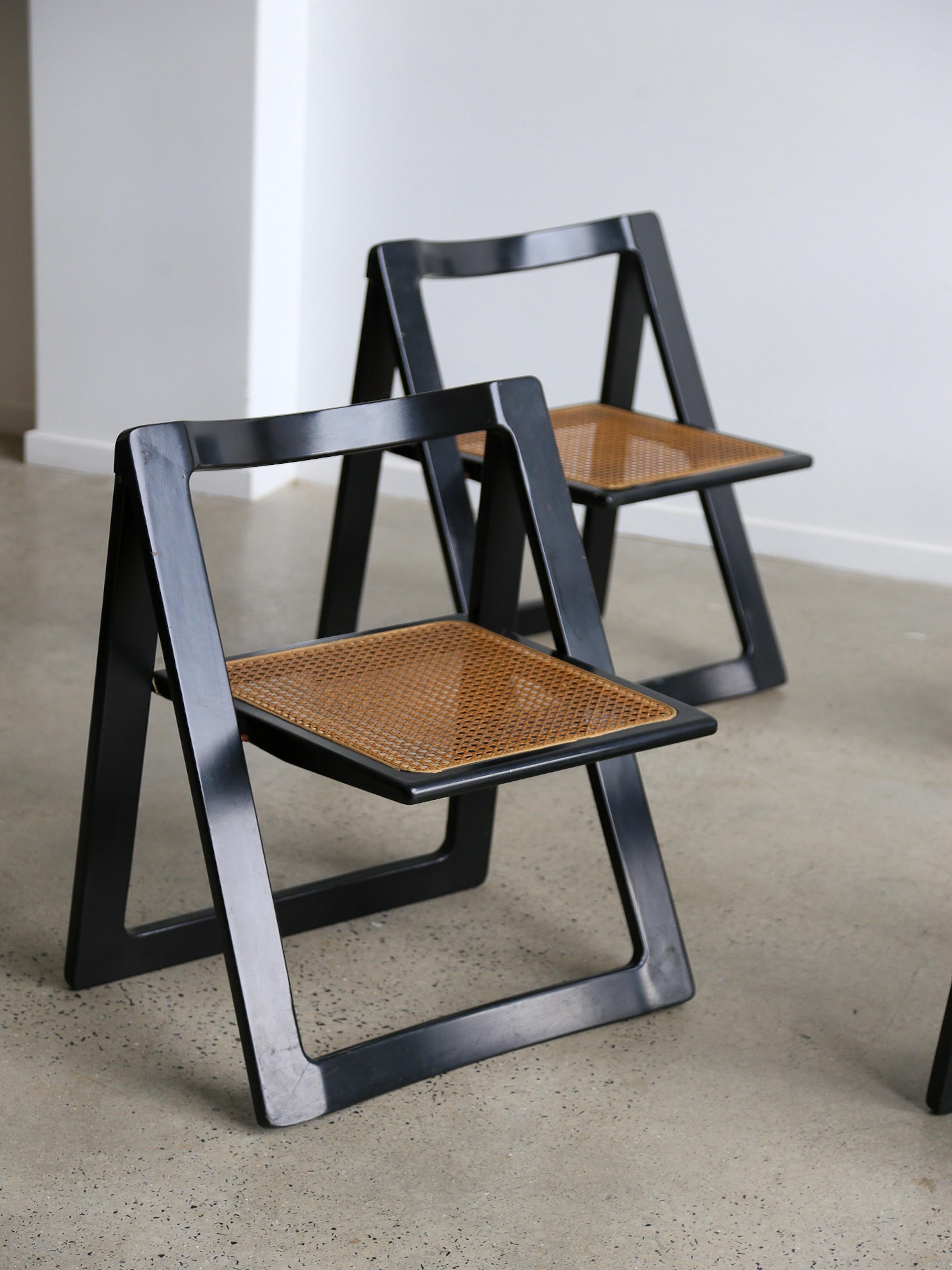 Trieste Set of Four Black Lacquered Folding Chairs by Jacob & D'aniello for Bazz For Sale 4