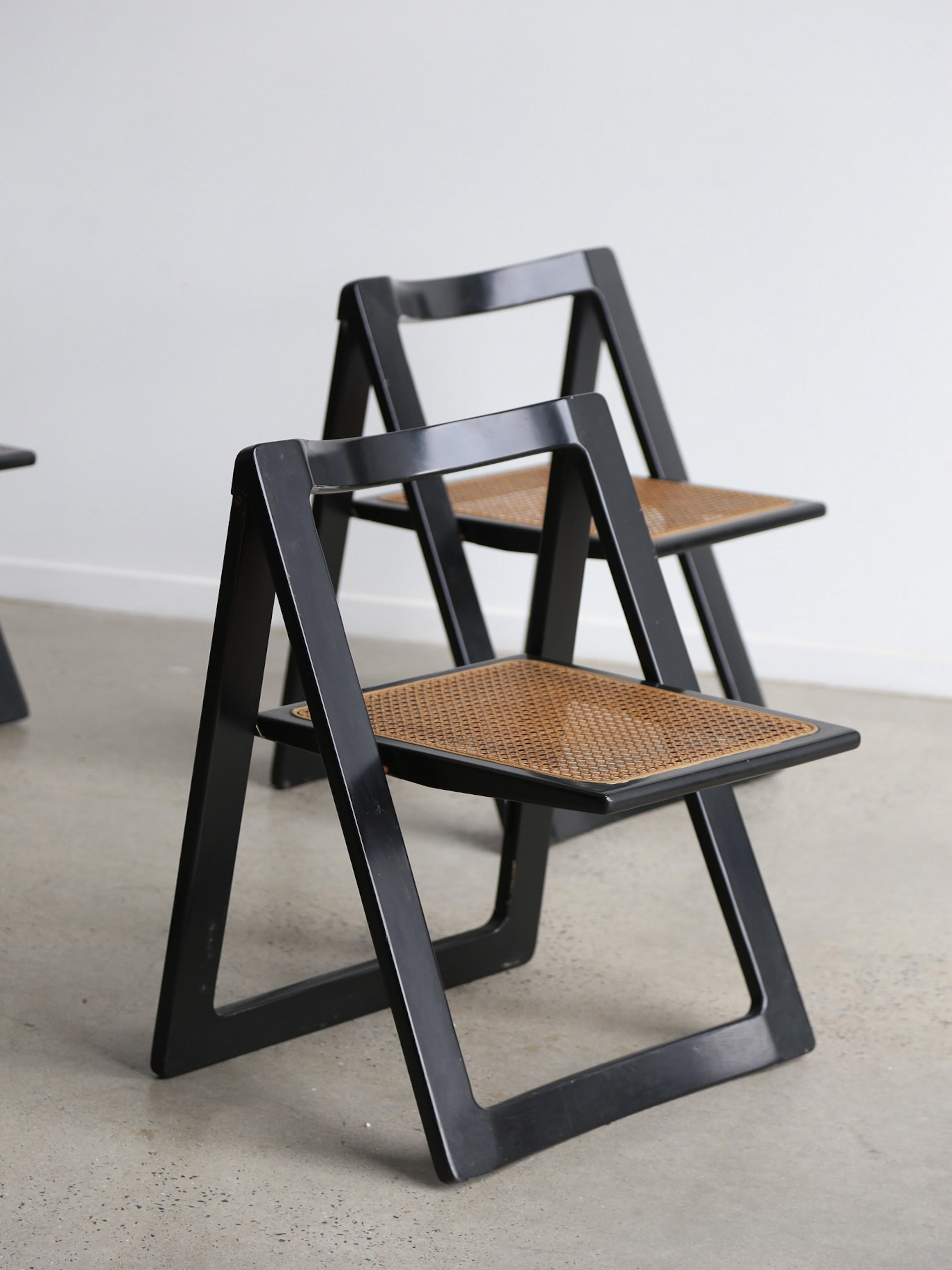 Trieste Set of Four Black Lacquered Folding Chairs by Jacob & D'aniello for Bazz For Sale 11