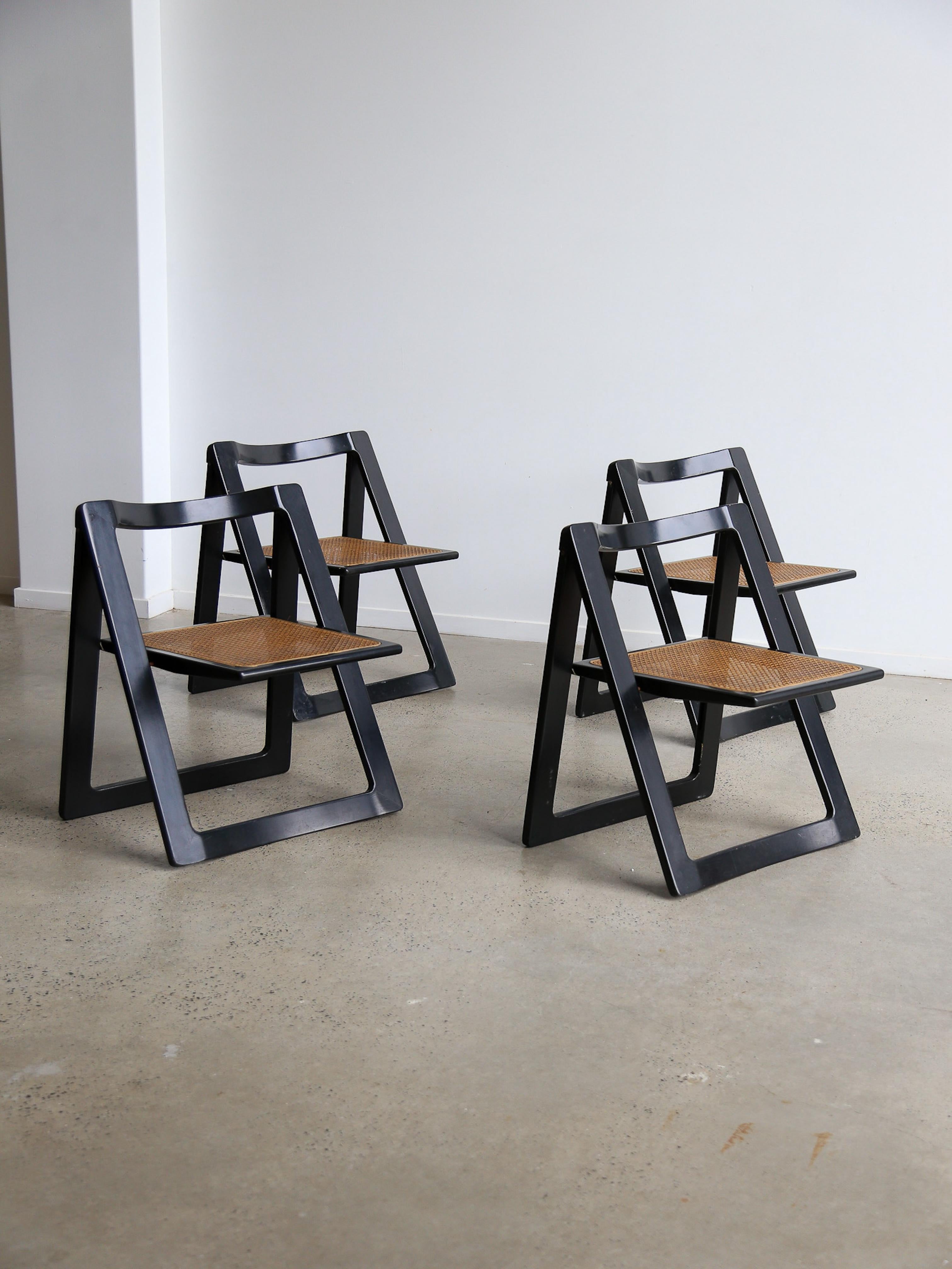 Trieste Set of Four Black Lacquered Folding Chairs by Jacob & D'aniello for Bazz For Sale 2