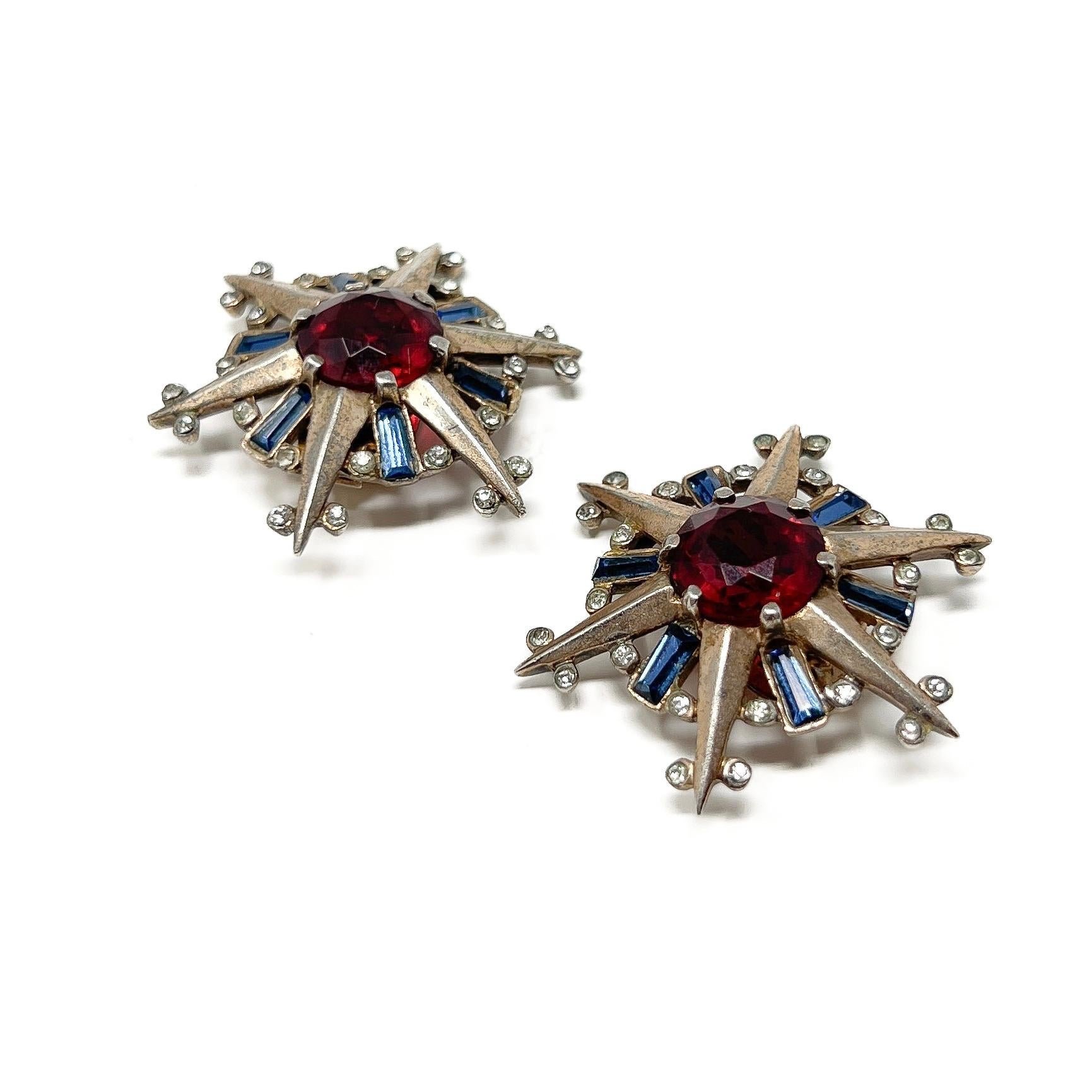 Trifari 1944 Conjunto de Broche y Pendientes Estrella Vintage de Plata de Ley Chapada en Oro en venta 10