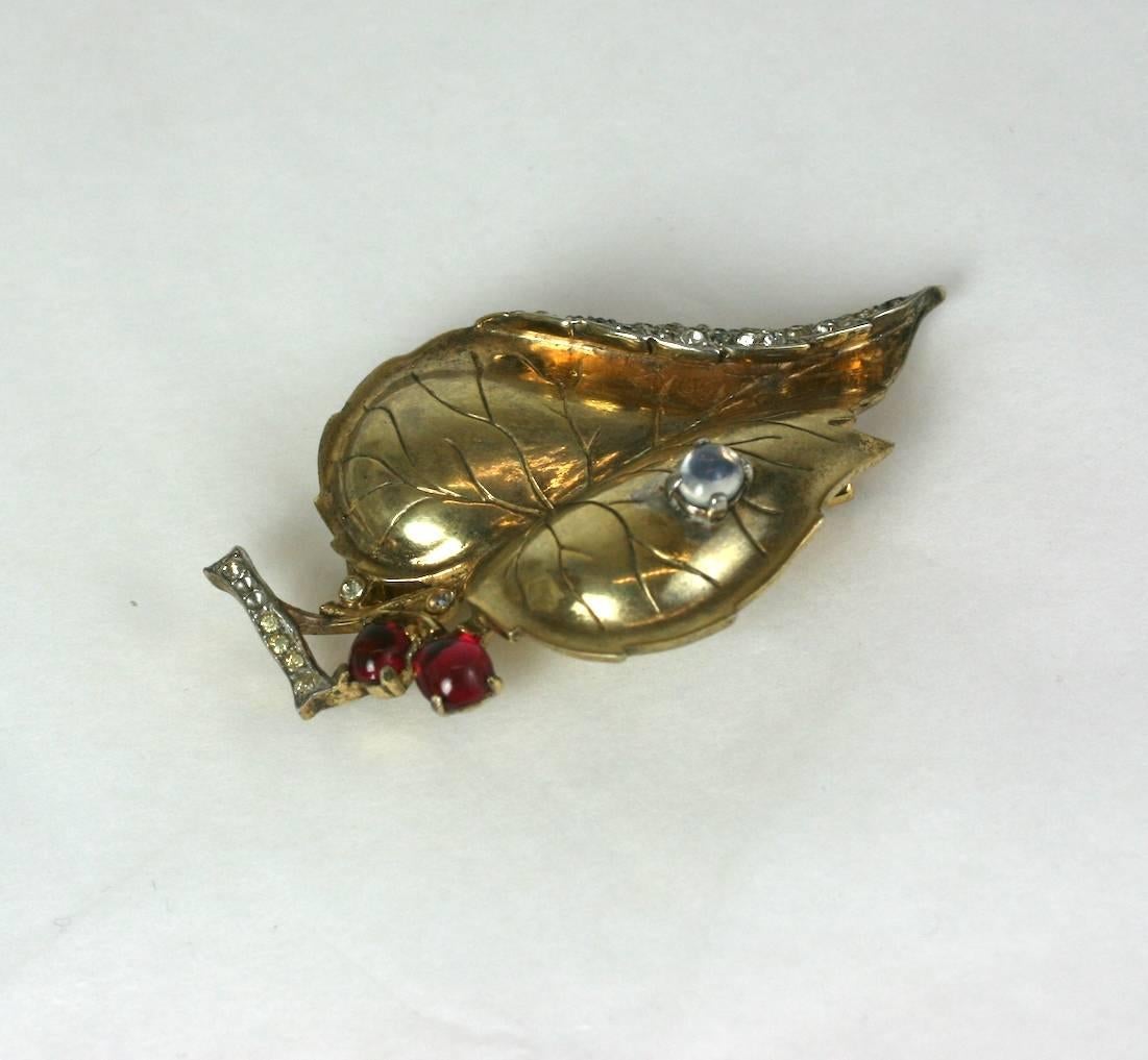 Trifari Alfred Philippe Retro Dewdrops Leaf Brooch In Excellent Condition For Sale In New York, NY