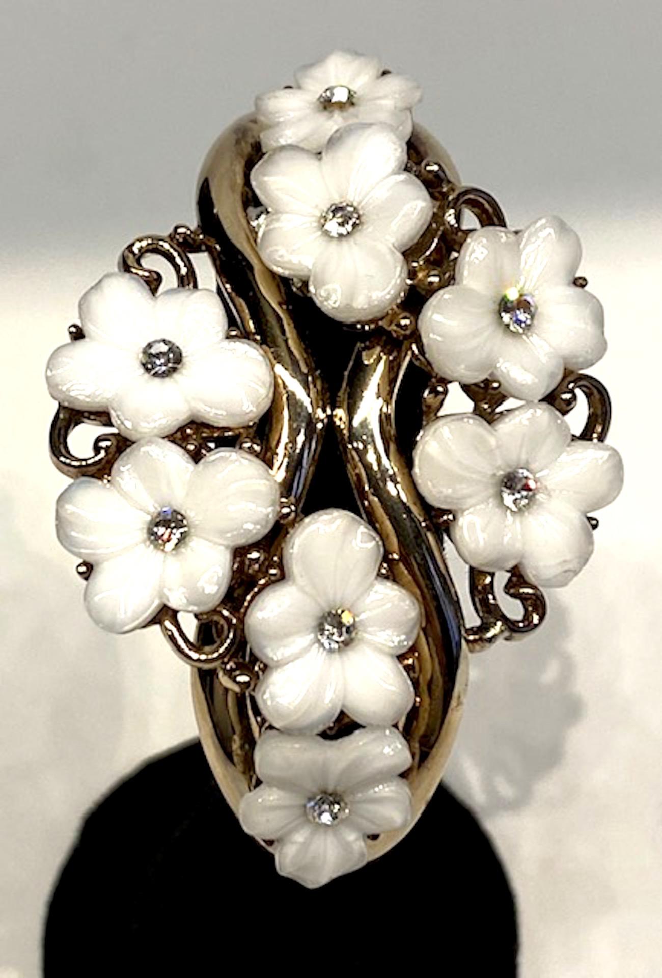 Trifari Alfred Philppe 1951 Glass Flower Bangle Bracelet 1