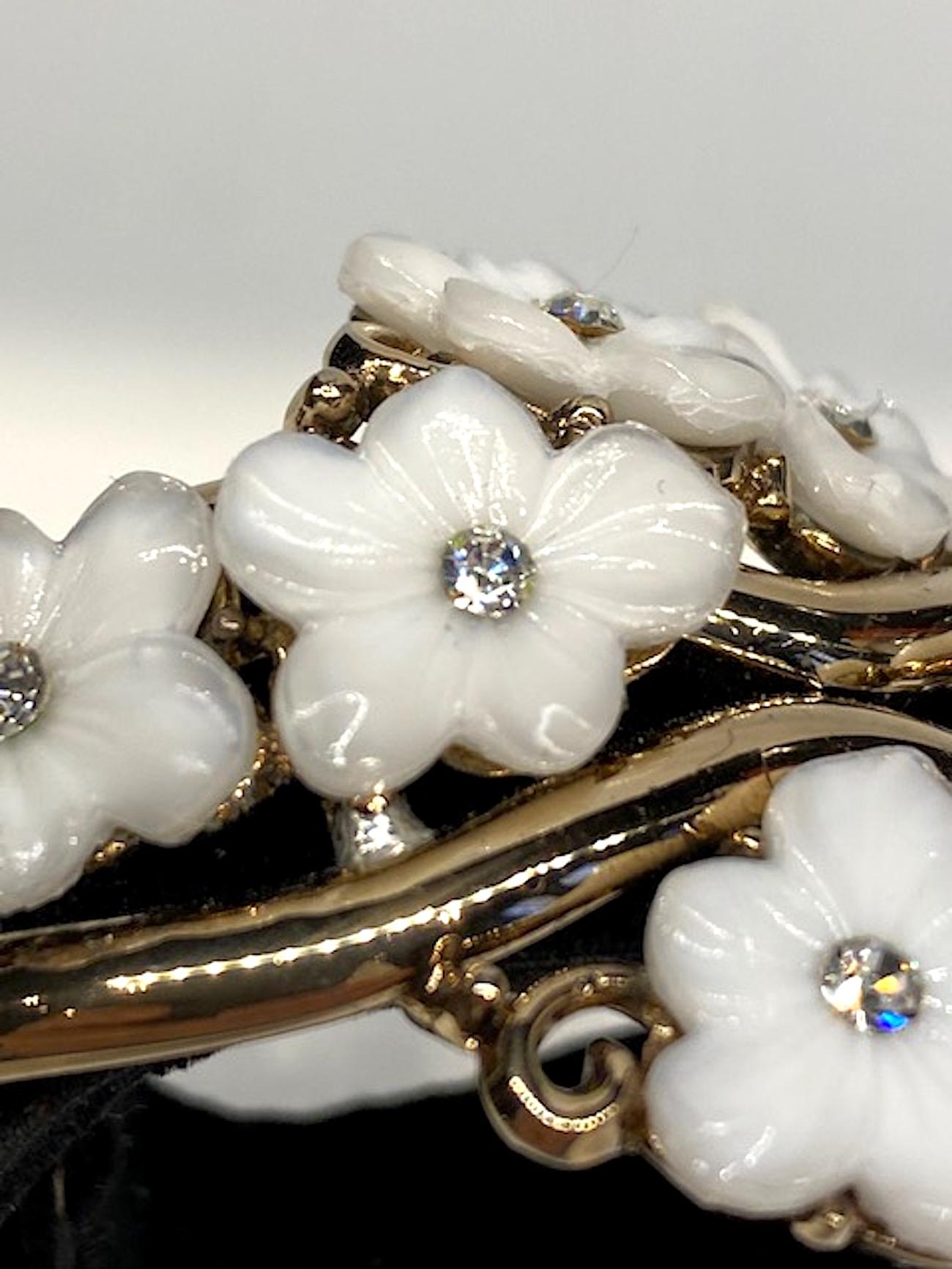 Trifari Alfred Philppe 1951 Glass Flower Bangle Bracelet 3