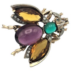 Trifari bee brooch rhinestones Sterling silver gold plated 1940 USA
