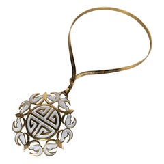 Pendentif Mod Trifari chinois symbole