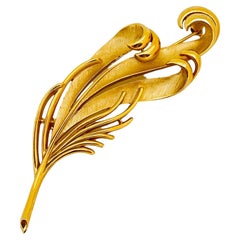 TRIFARI crown signed gold designer brooch
