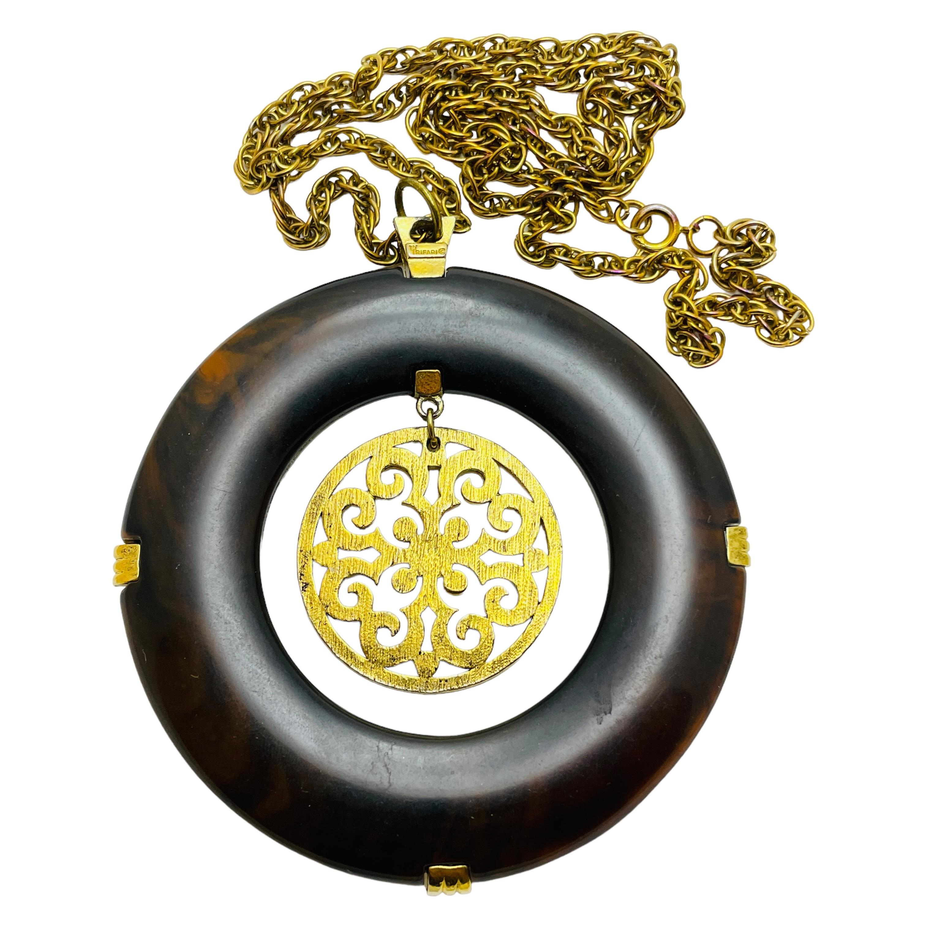 Women's TRIFARI crown signed gold lucite massive pendant designer runway necklace