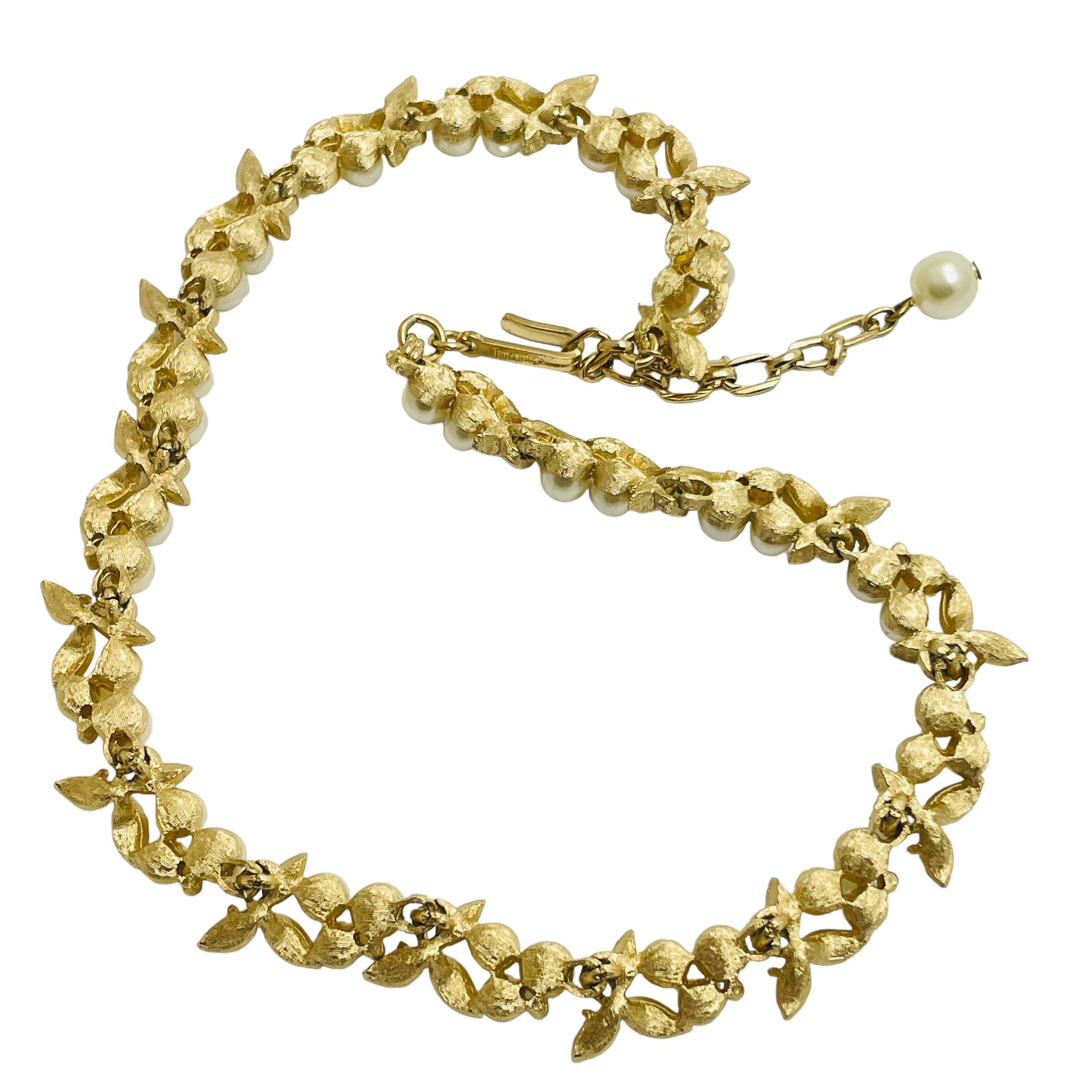 TRIFARI crown signed gold pearl rhinestone leaf choker designer necklace 1