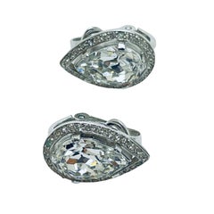 TRIFARI Krone signierter silberfarbener Glas-Designer-Ohrclips auf Ohrringen