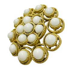 TRIFARI crown signed vintage gold designer brooch