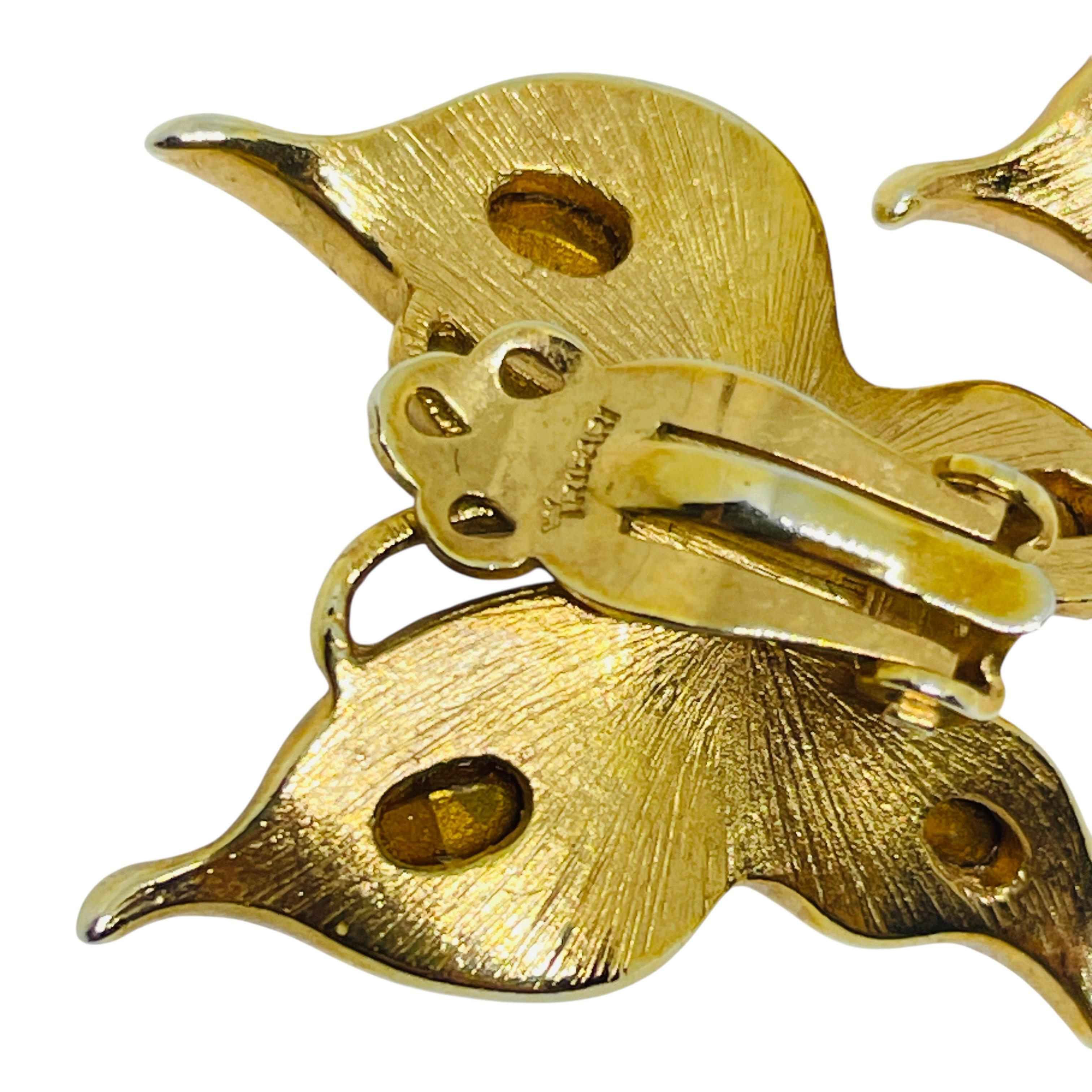 TRIFARI Krone signiert Vintage Gold Strass Schmetterling Designer Clip auf Ohrringe im Zustand „Gut“ im Angebot in Palos Hills, IL