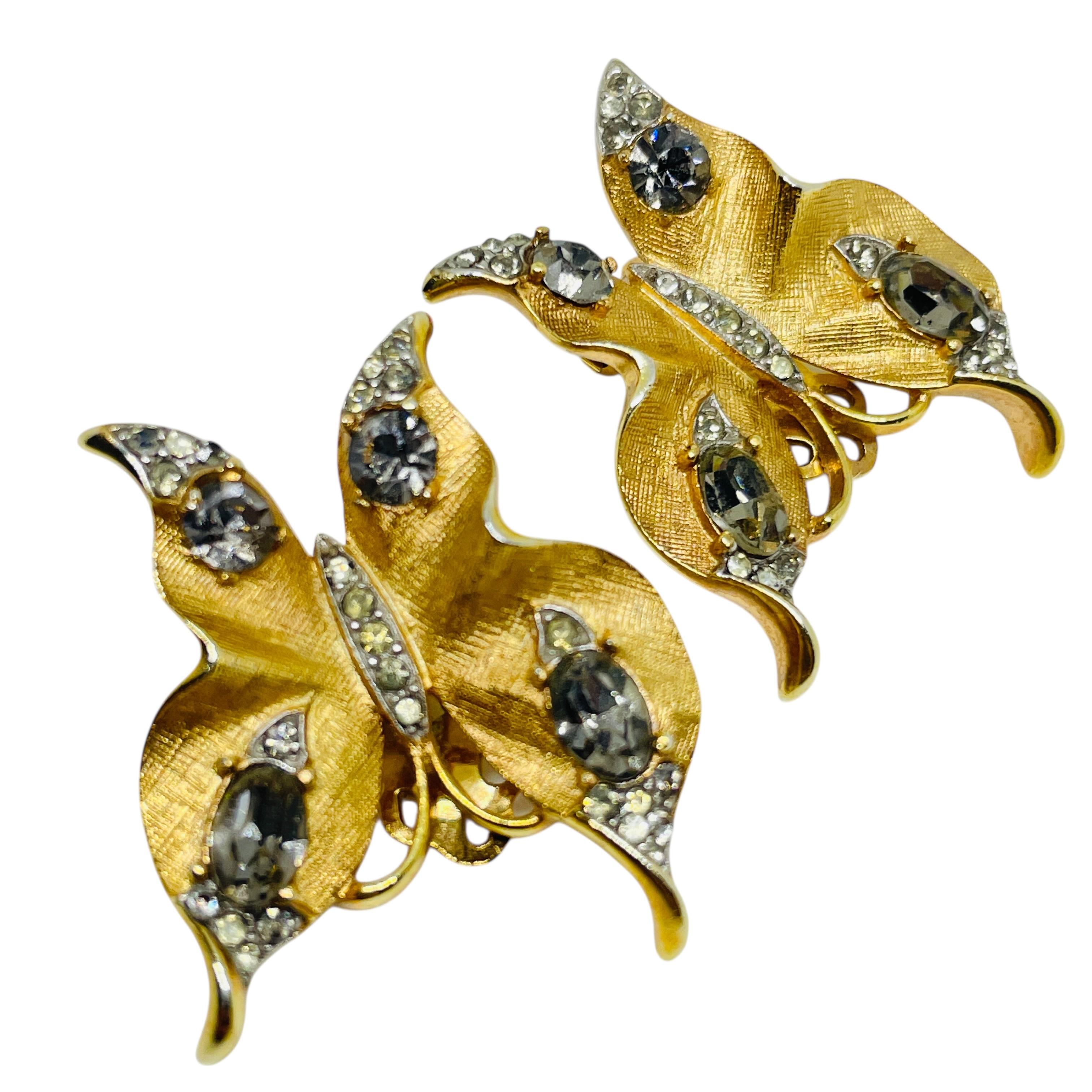 TRIFARI Krone signiert Vintage Gold Strass Schmetterling Designer Clip auf Ohrringe im Angebot 2