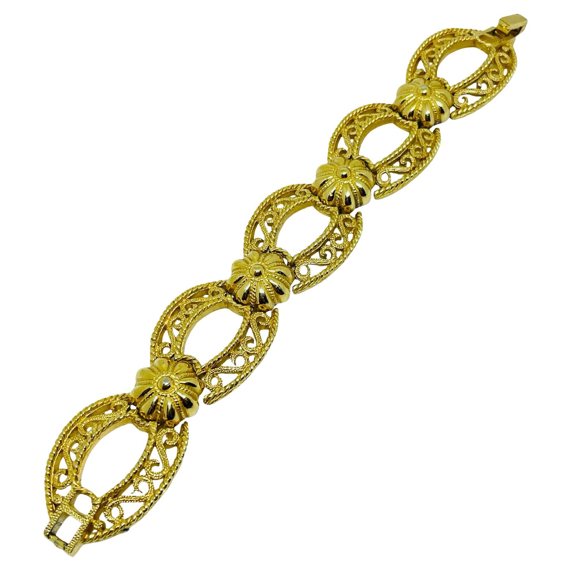 Bracciale firmato TRIFARI con corona d'oro vintage
