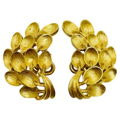 TRIFARI crown signed vintage gold tone designer clip on earrings