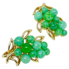TRIFARI Krone signiert Vintage Gold Ton grün Jade Glas Designer Clip Ohrringe