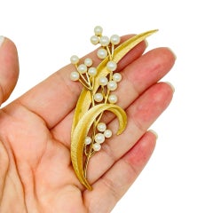 Trifari corona firmata vintage tono oro perle fiore spilla designer