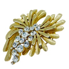 TRIFARI crown signed vintage gold tone rhinestone designer brooch