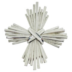 TRIFARI crown signed vintage silver tone maltese cross designer brooch