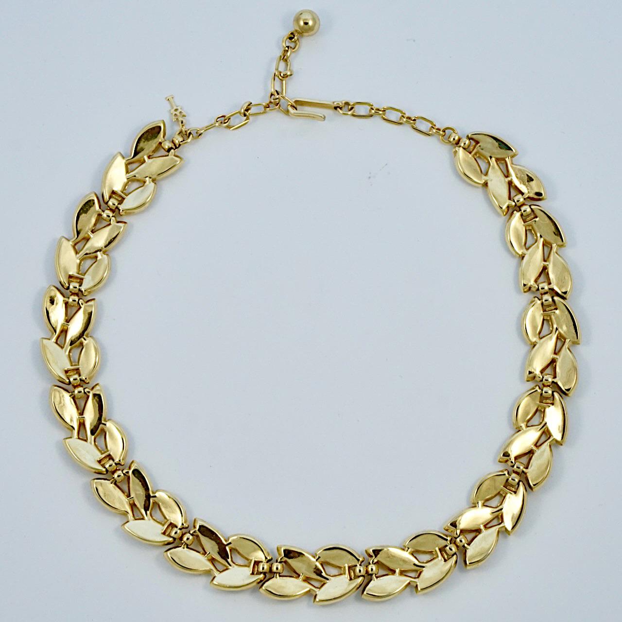 trifari necklace gold