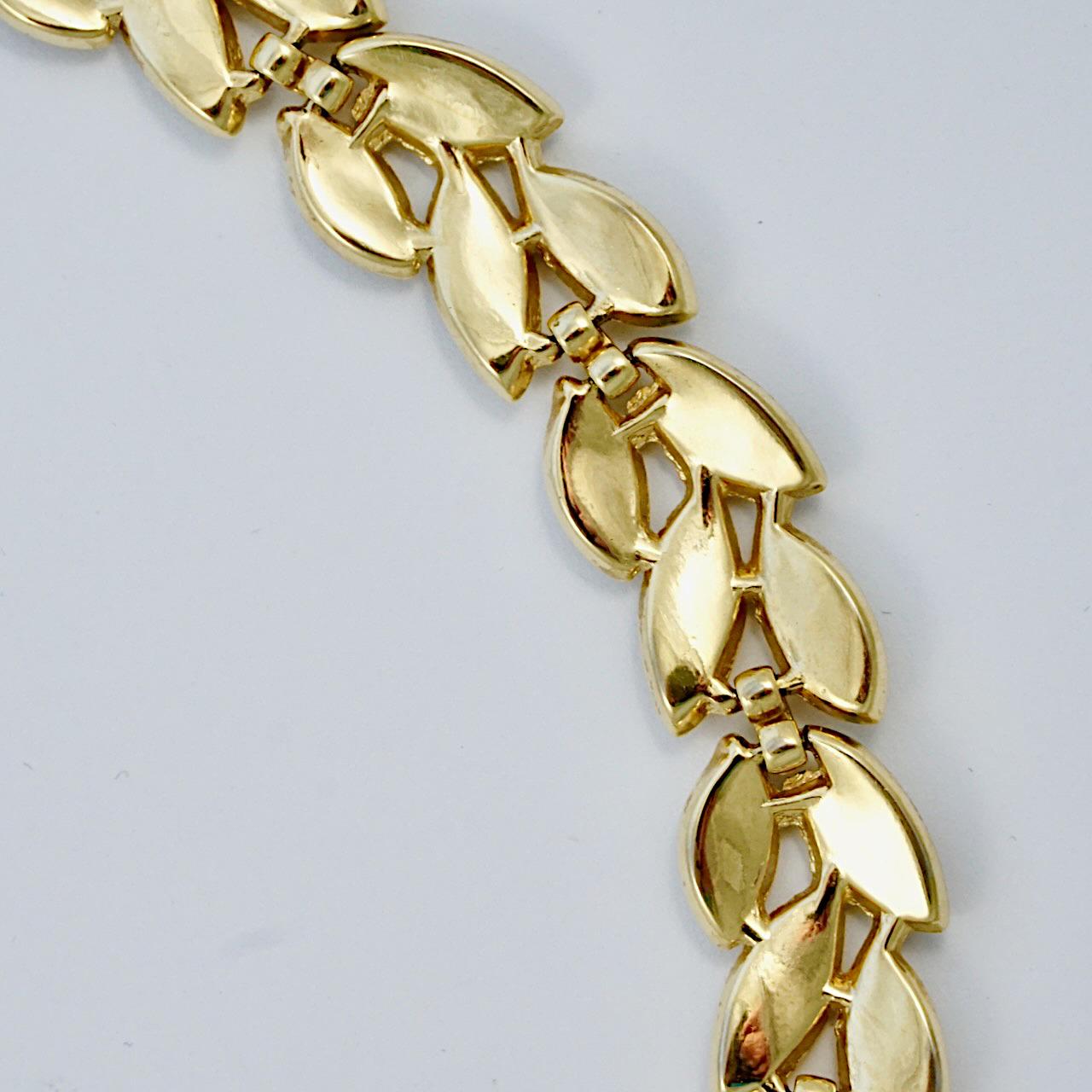 trifari gold necklace vintage