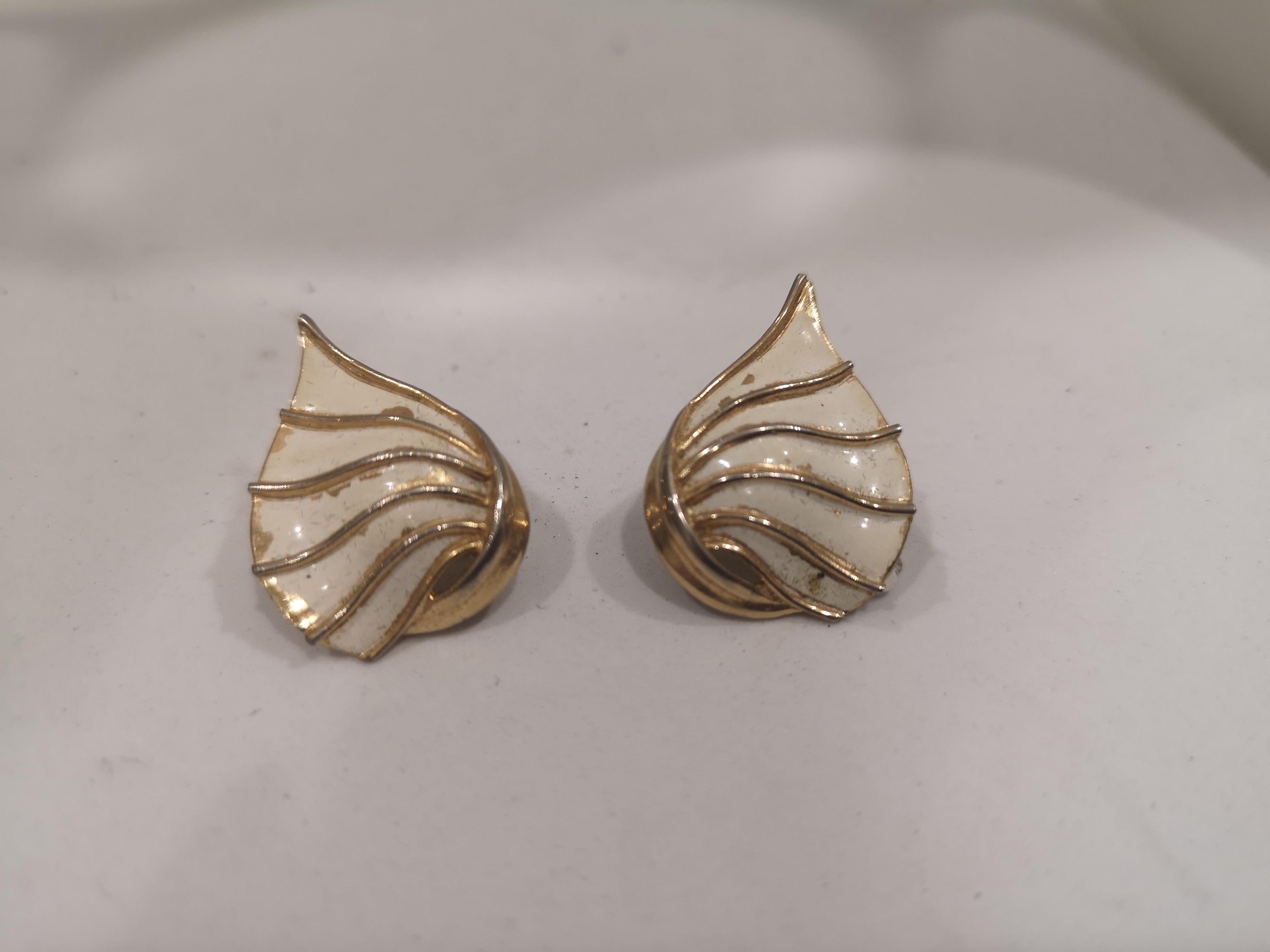 trifari clip on earrings