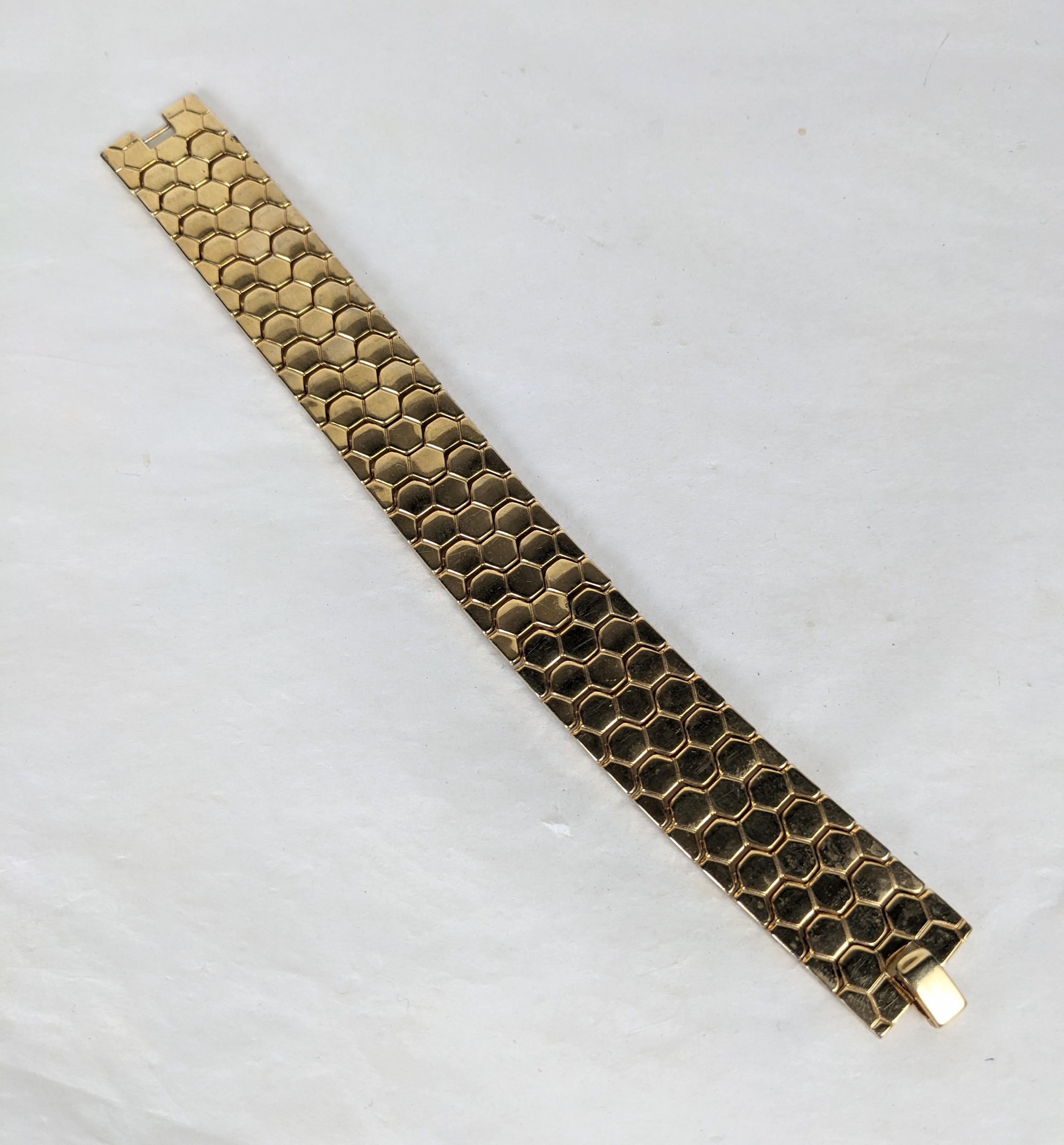 Trifari Honeycomb Link Retro Bracelet In Excellent Condition For Sale In New York, NY