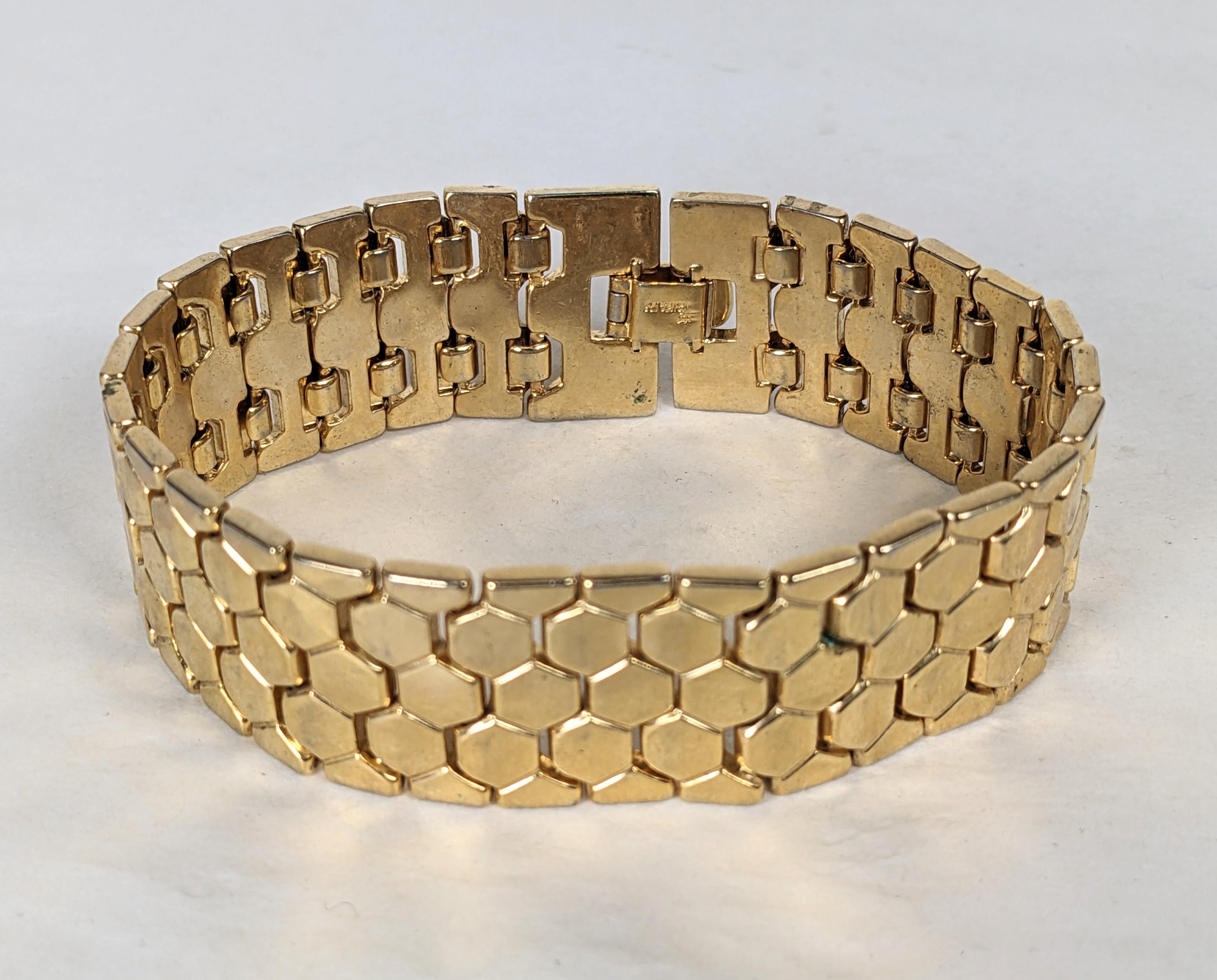 Trifari Honeycomb Link Retro Bracelet Unisexe en vente