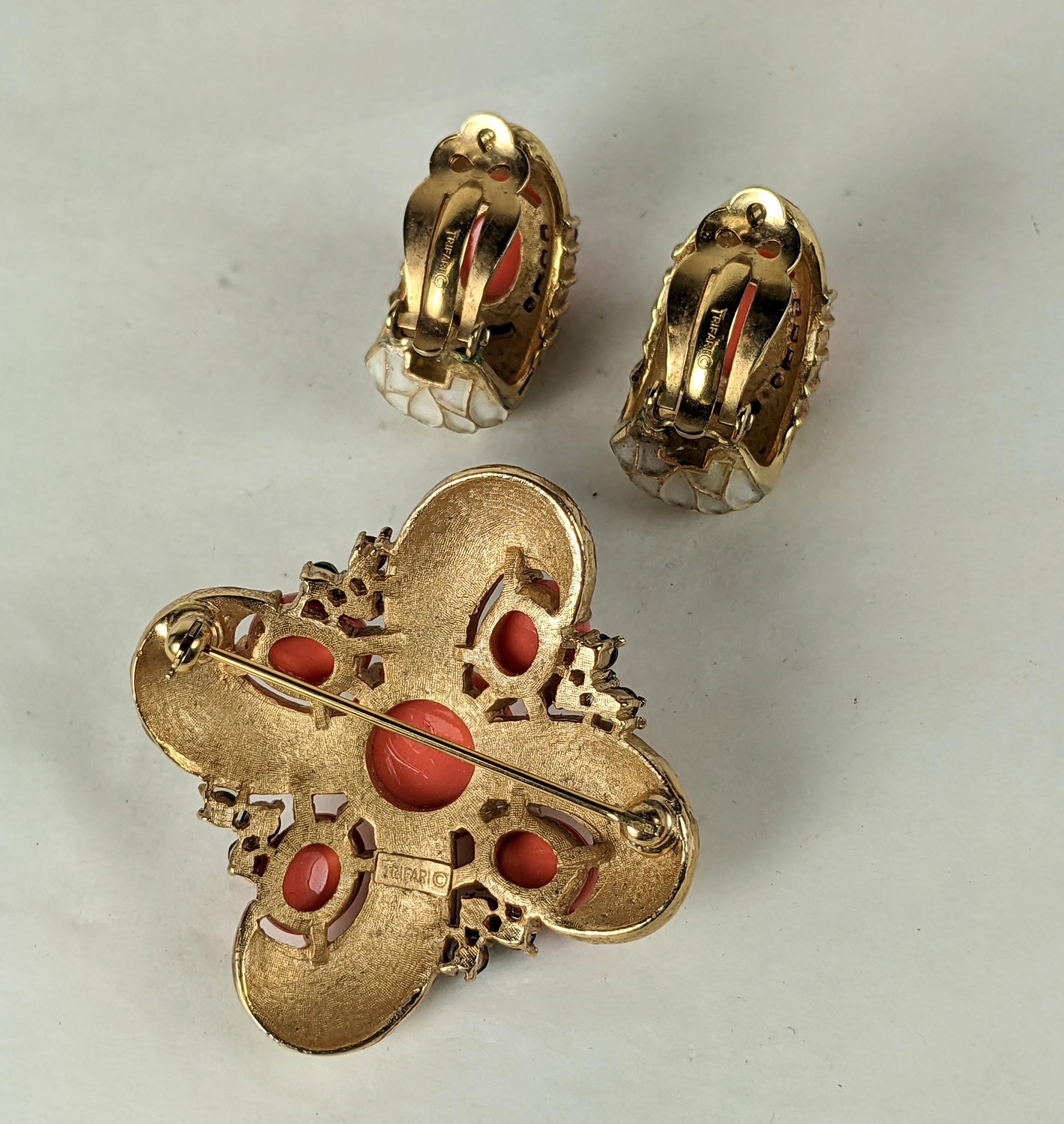 Trifari L'Orient Series Brooch Set In Good Condition For Sale In New York, NY