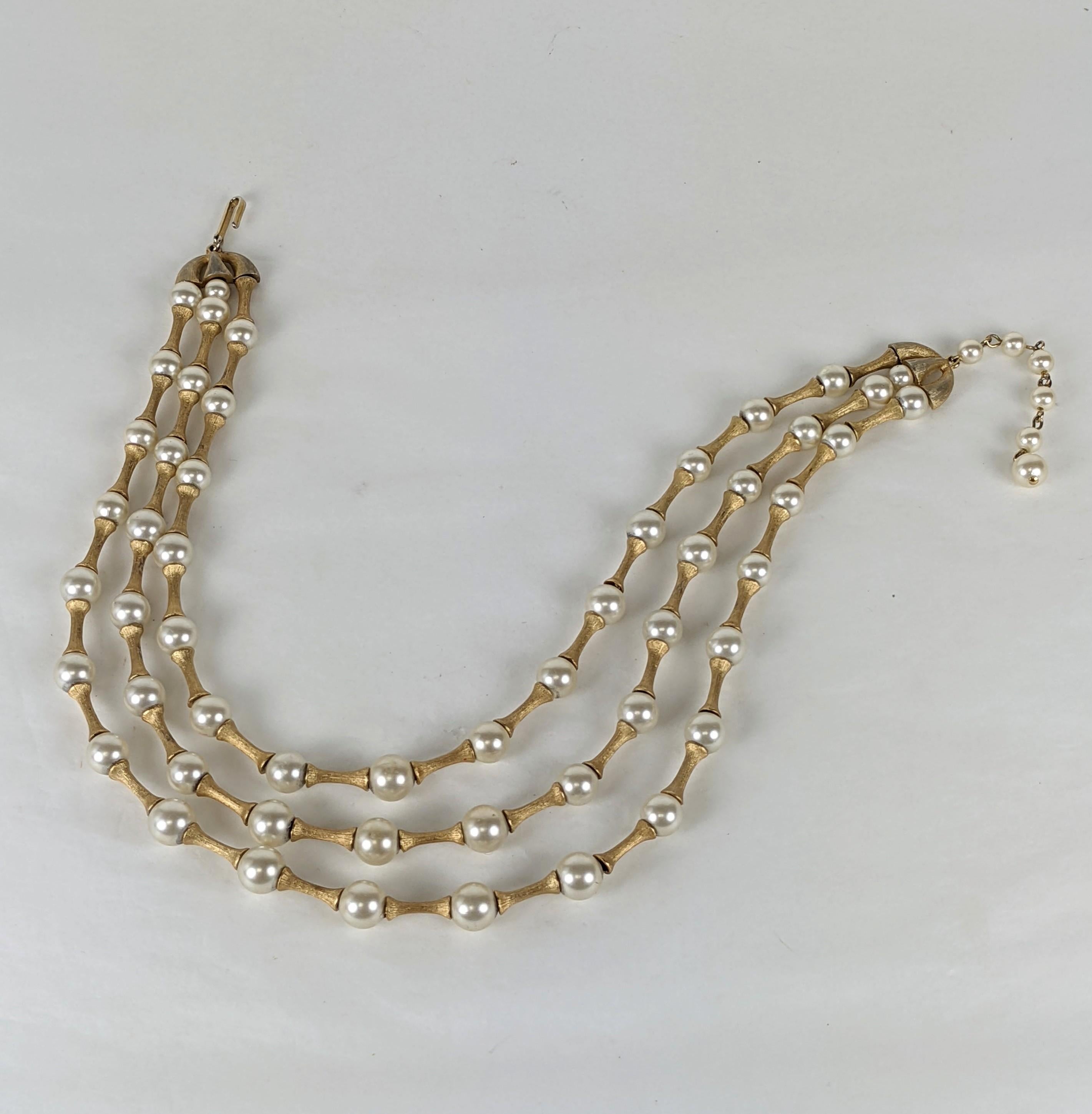 Moderniste Trifari - Collier d'entretoise en perles et dorures modernistes en vente