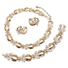 Trifari Set 1950s Necklace, Bracelet and Earrings