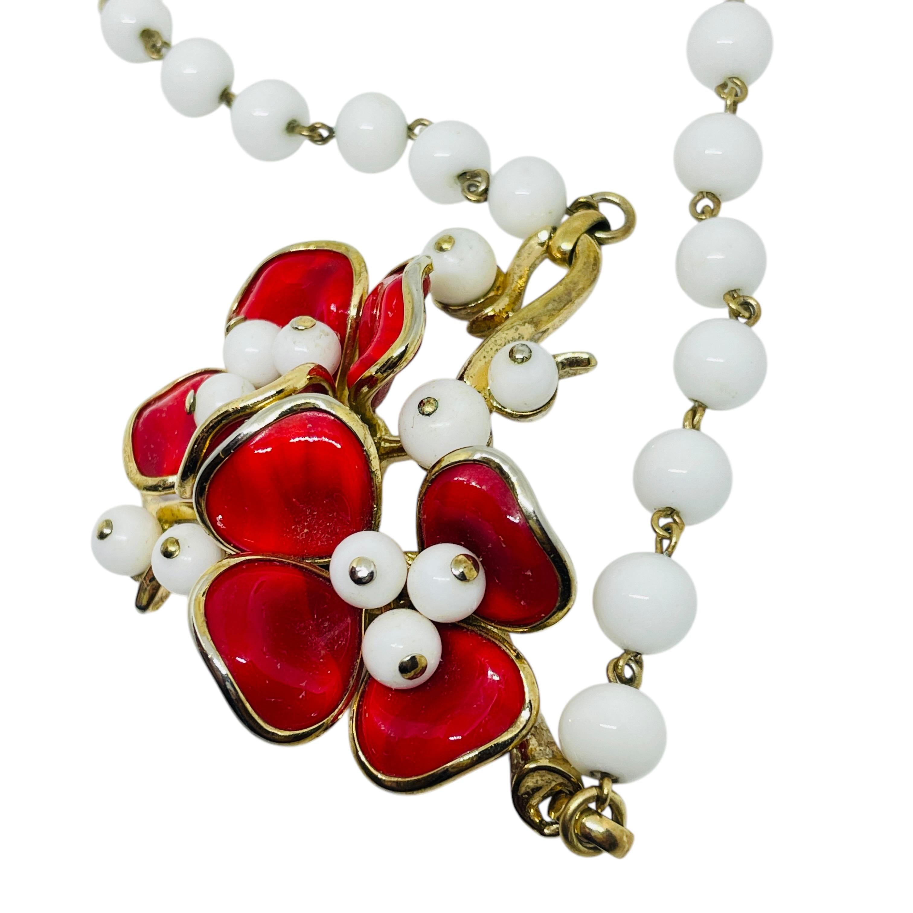 TRIFARI signiert gegossenes Glas Perlen Blume Designer Halskette im Zustand „Gut“ im Angebot in Palos Hills, IL
