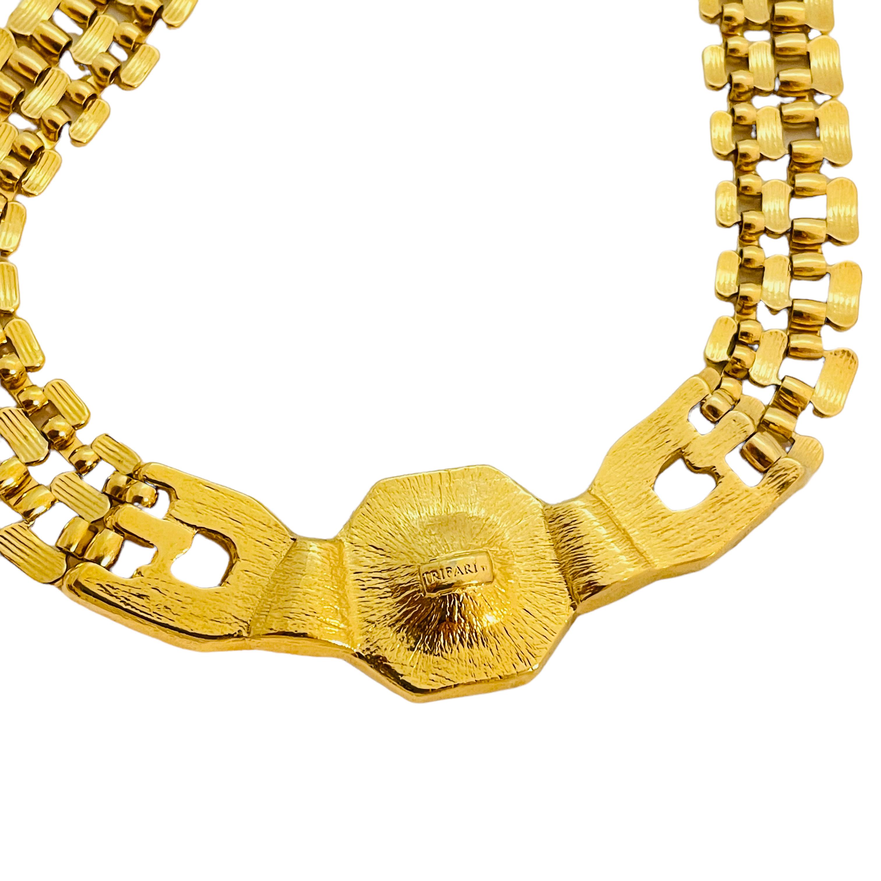 TRIFARI signed vintage gold tone crystal enamel designer necklace In Good Condition For Sale In Palos Hills, IL