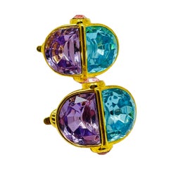 TRIFARI signed vintage gold tone glass amethyst topaz designer clip on earrings