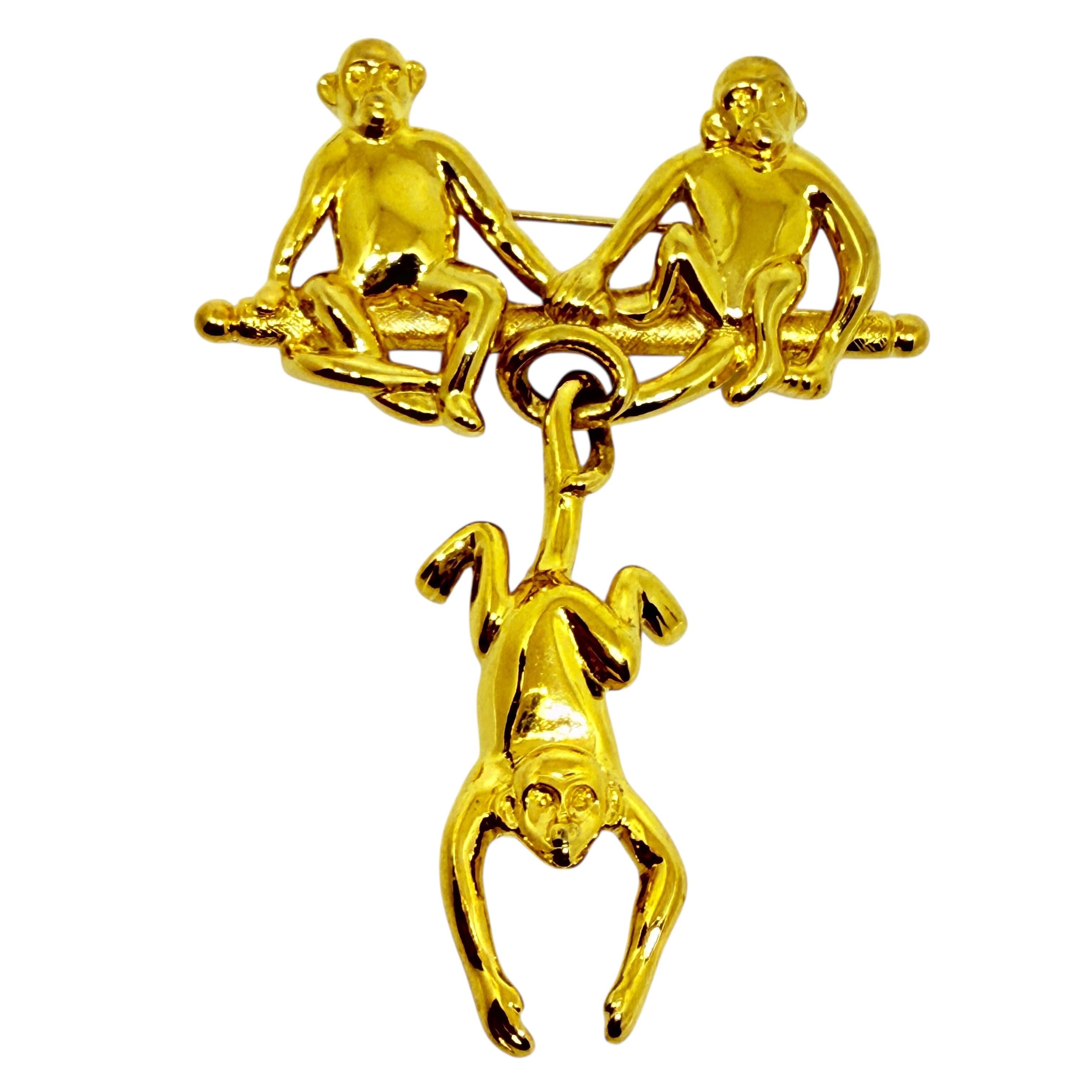 TRIFARI signed vintage gold tone three monkeys designer brooch For Sale 2