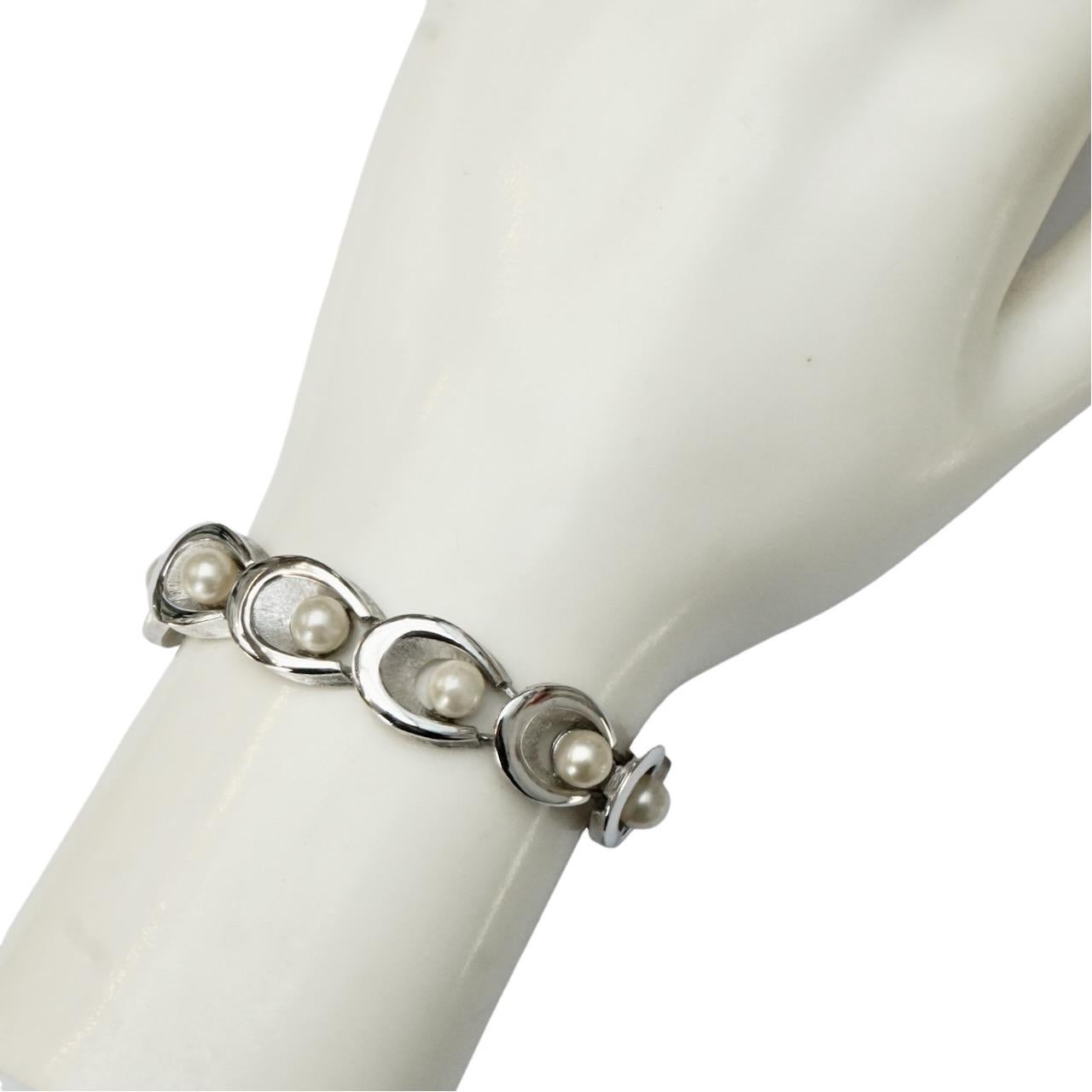 Trifari Silver Plated Brushed and Shiny Bracelet with Faux Pearls circa 1960s For Sale 4