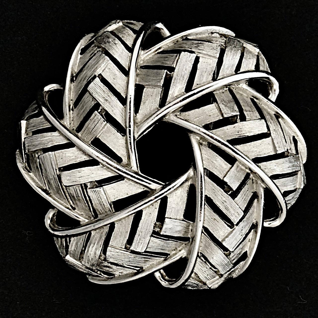 Women's or Men's Trifari Silver Plated Brushed and Shiny Woven Brooch circa 1960s For Sale