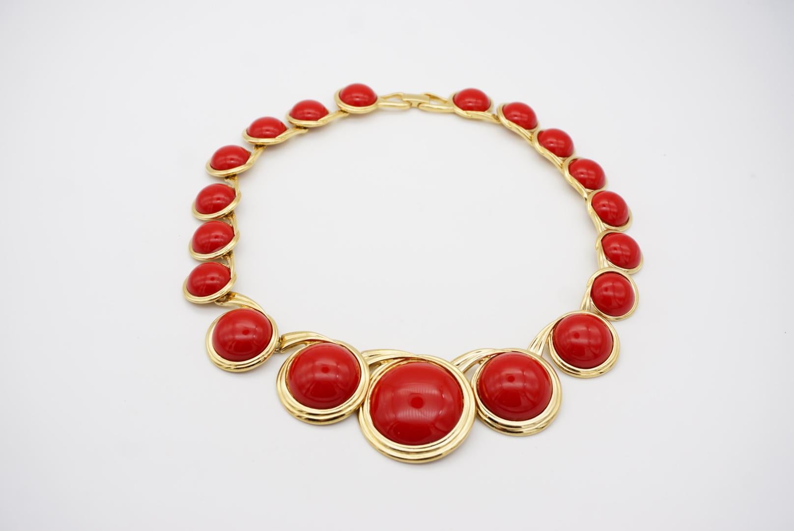 Trifari Vintage 1970s Huge Round Tennis Ruby Cabochon Pendant Chunky Necklace 2